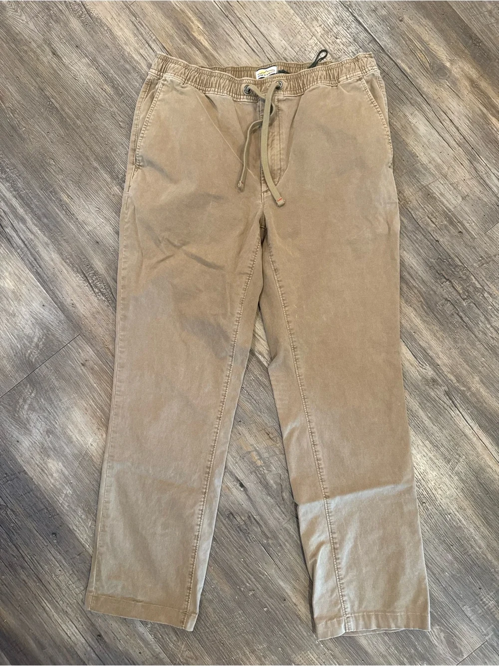 NWT Orvis Pull On Drawstring Khaki Ankle Pants Sz M Outdoor Casual Fishing